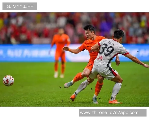 足球不扎堆让比赛更精彩球员发挥更出色的全新理念与实践探索 足球不扎堆让比赛更精彩球员发挥更出色的全新理念与实践探索